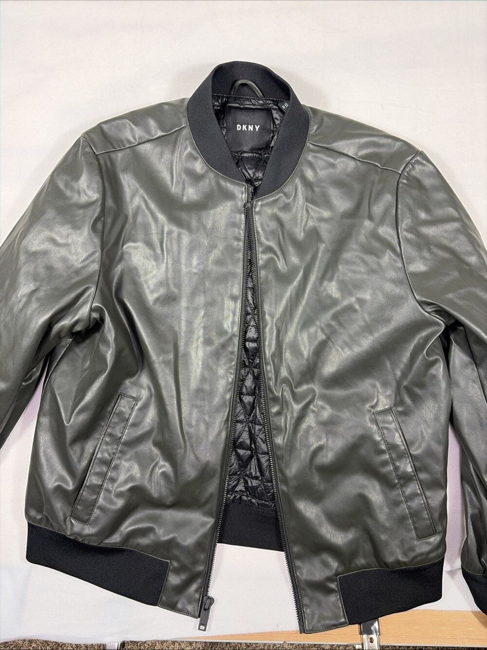 DKNY Men’s Faux Leather Bomber Jacket Green XL Full Zip Quilted